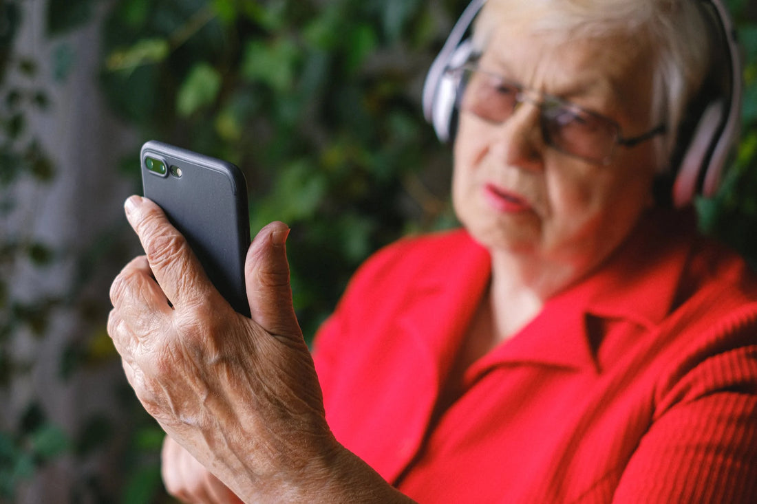 What Smartphones Do to the Human Brain
